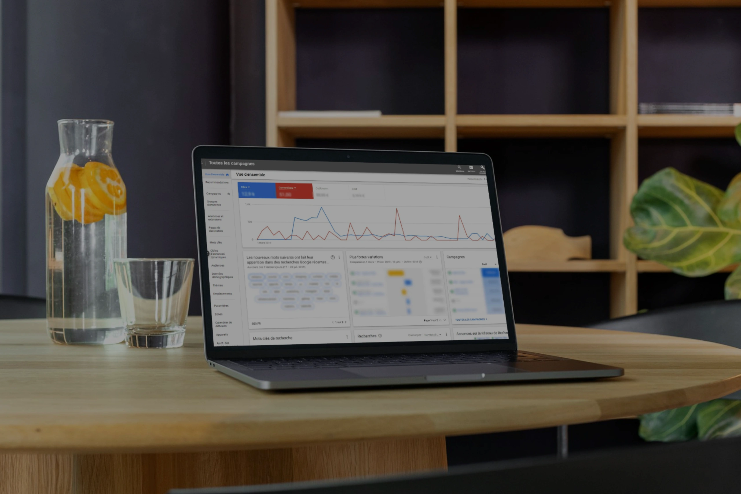 L'agence impact caen photos de résultat référencement web affichés sur un ordinateur portable